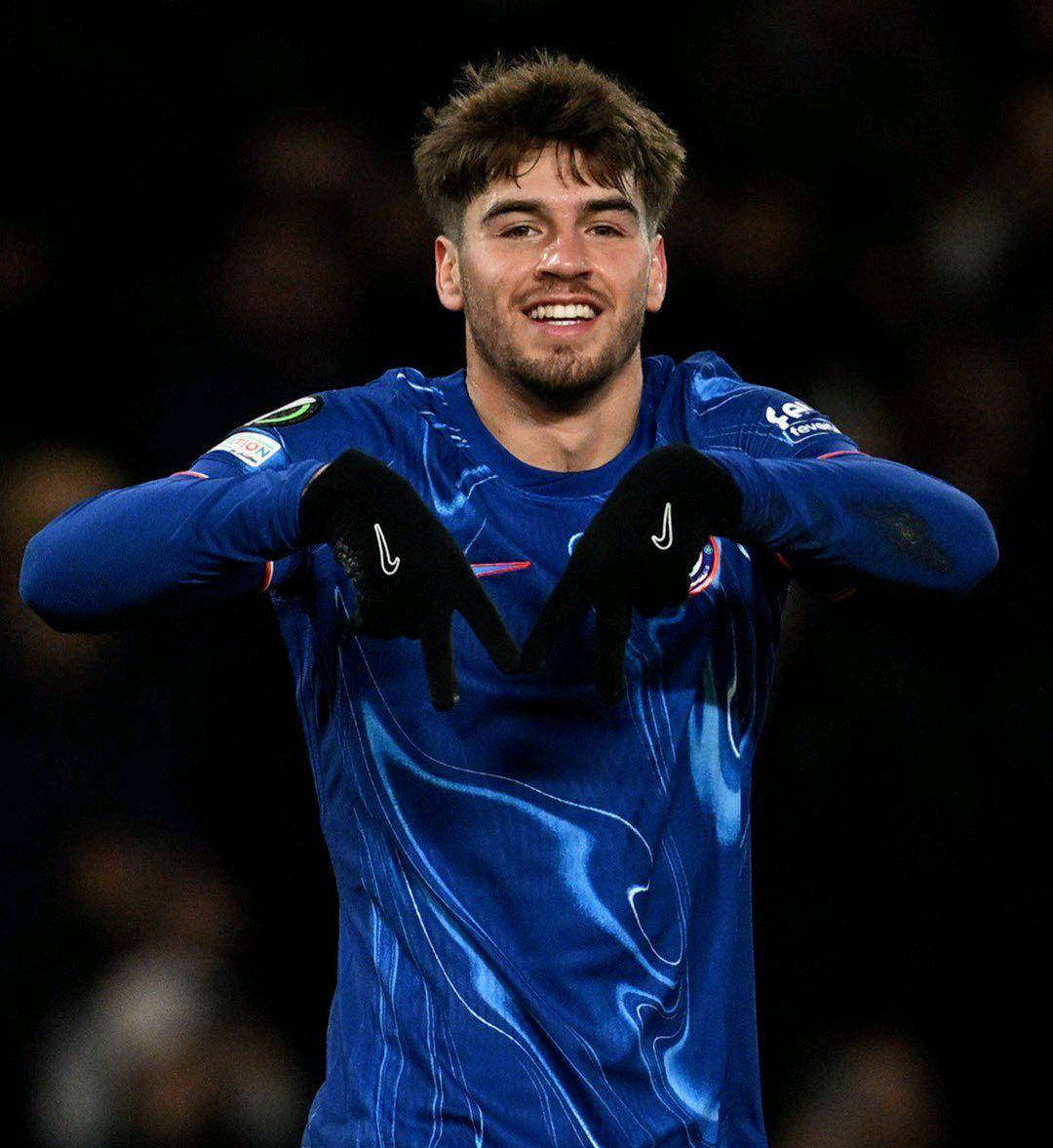 爱游戏网页版关于切尔西发布备战花絮，今夜门线救险，全明星赛任务艰巨，赛程密集仍需轮换的信息