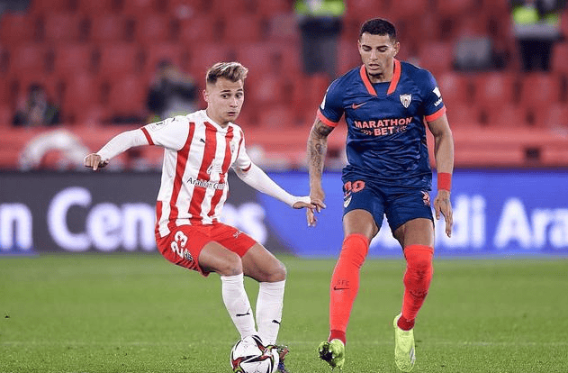 爱游戏体育下载包含赛后塞维利亚扳平良机：法甲节点到来，引发热议，资深球员宣示担当的词条